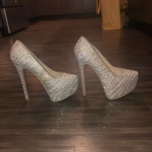 STEVE MADDEN RHINESTONE PLATFORM PUMPS